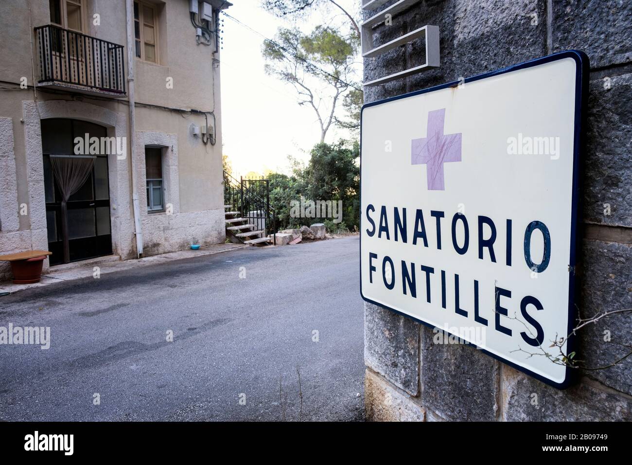 Eintrittsschild für Sanatorio Fontilles oder San Francisco de Borja Leprosy Sanatorium (Fontilles, Vall de Laguart, Marina Alta, Alicante, Spanien) Stockfoto