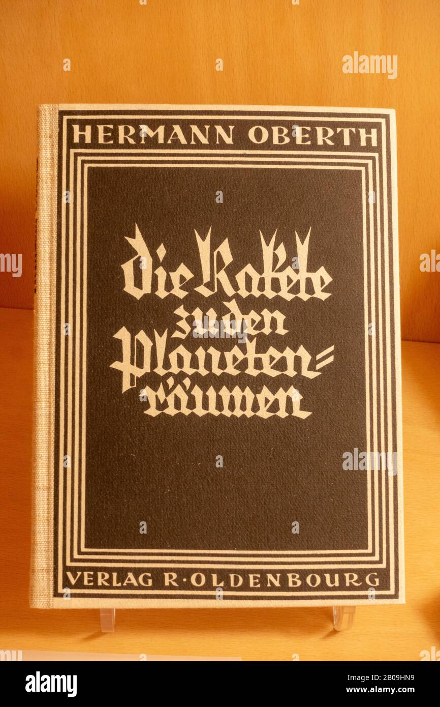 Die Rakete zu den Planetenräumen von Hermann Oberth (1923), Museum für Kommunikation (Verkehrsmuseum Nürnberg), Nürnberg. Stockfoto