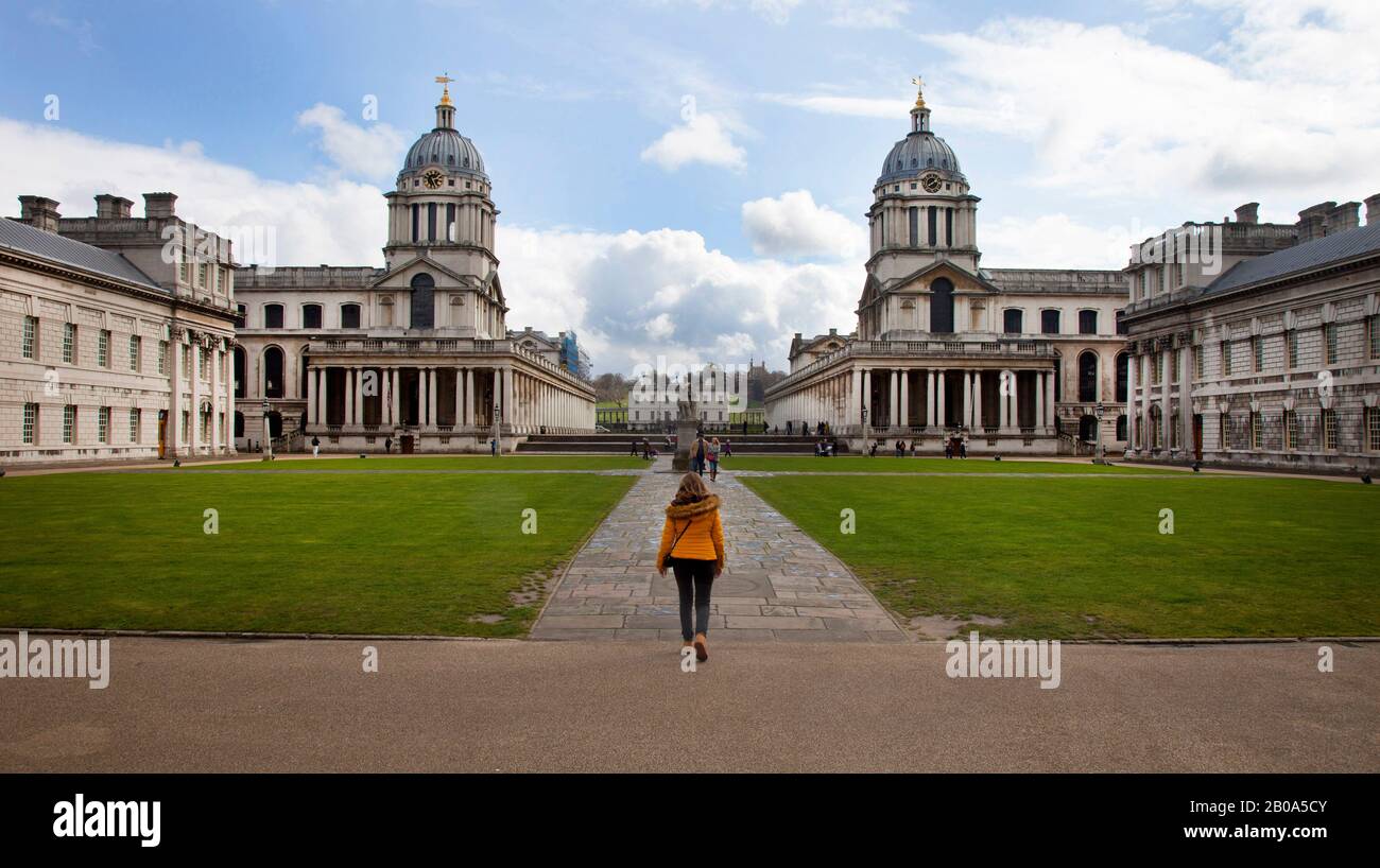 Das Royal Naval College in Greenwich, London, war eine Ausbildungseinrichtung der Royal Navy zwischen den Jahren von 1873 und 1998, die Kurse für Marinebeamte bereitstellte. Stockfoto