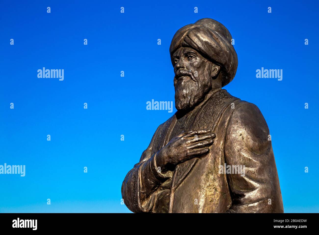 Gül Baba-Statue am Grabmal Gül Baba und Rosegarden, Budapest, Ungarn Stockfoto