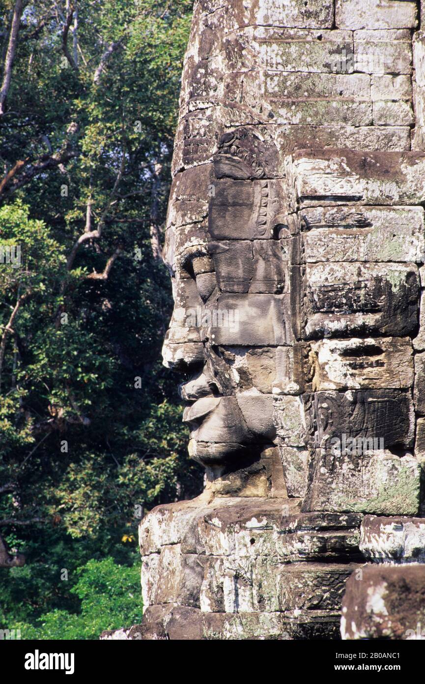 KAMBODSCHA, ANGKOR, ANGKOR THOM, BAYON-TEMPEL, GESICHT VON AVALOKITESVARA, PROFIL Stockfoto