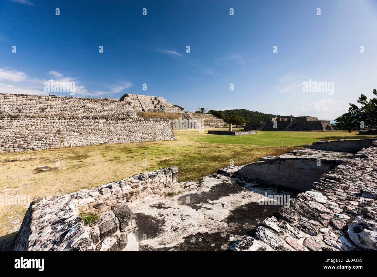 Grand Plaza von Xochicalco archäologische Stätte, Morelos, Mexiko, Mittelamerika Stockfoto