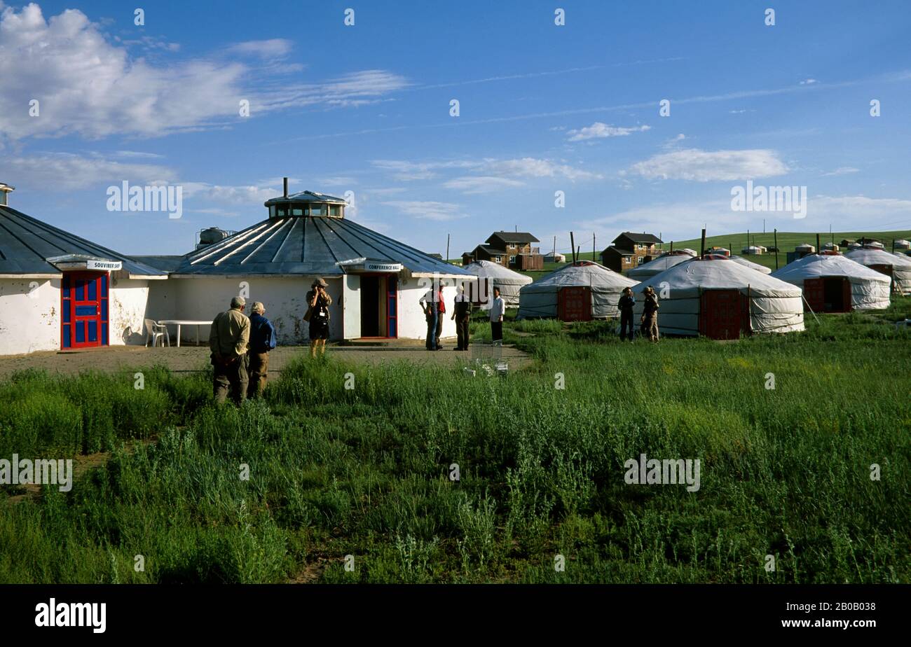 ZENTRALMONGOLEI, NATIONALPARK HUSTAI, INFORMATIONSZENTRUM UND GER-LAGER (JURT) Stockfoto