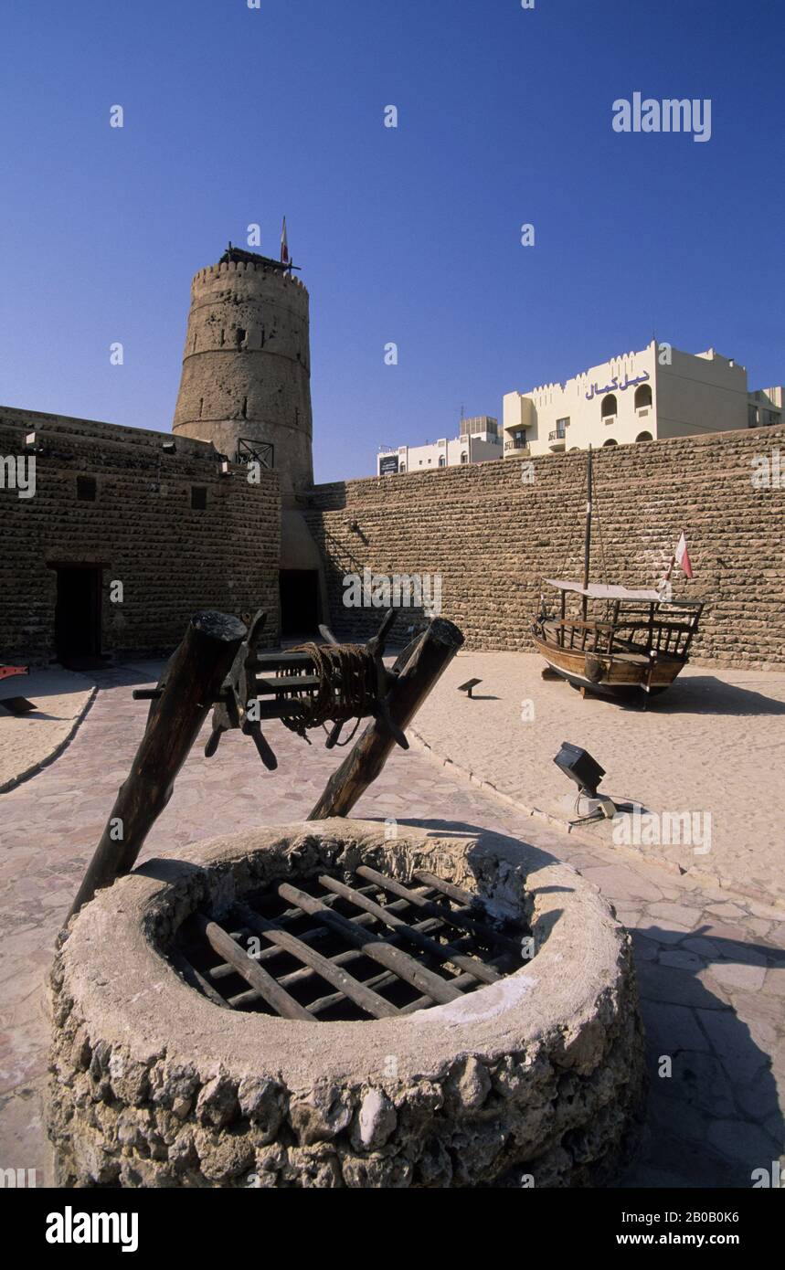 VEREINIGTE ARABISCHE EMIRATE, DUBAI, DUBAI MUSEUM, INNENHOF, AL-FAHIDI FORT, 1800 ERBAUT Stockfoto