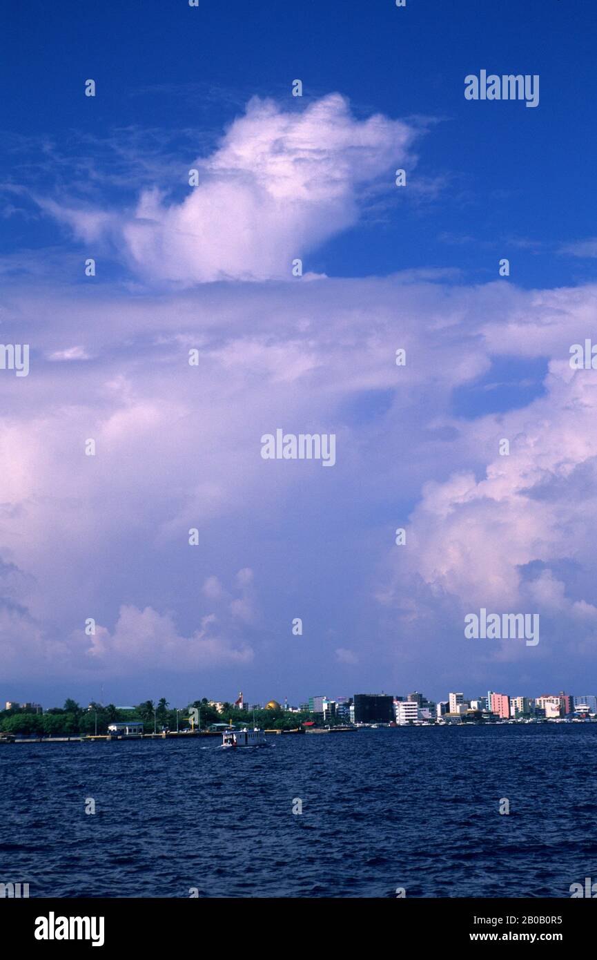 MALEDIVEN, BLICK AUF MÄNNLICH Stockfoto