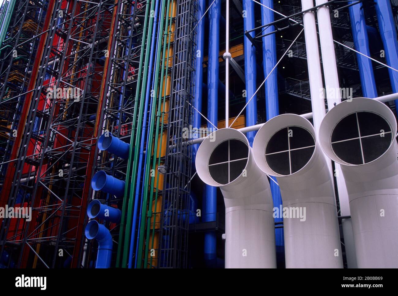 FRANKREICH, PARIS, CENTRE POMPIDOU, DETAIL, PFEIFEN Stockfoto