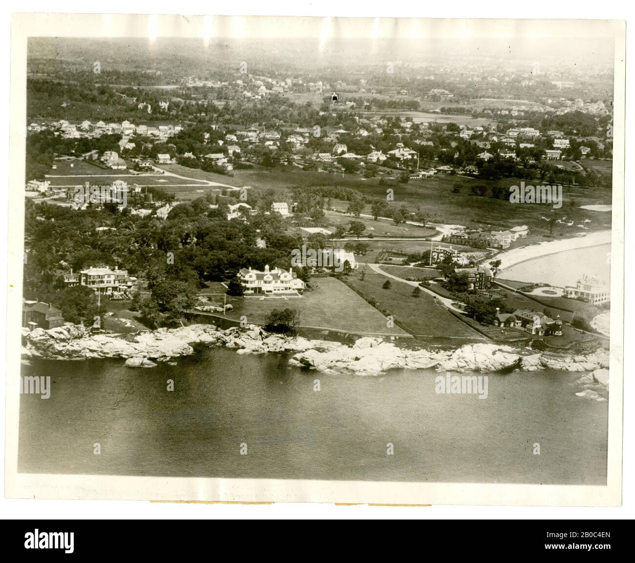 P & A Photos [Pacific & Atlantic] Fotograf, Large Estates Along Shore, Swampscott, Massachusetts, 1925, Gelatinesilberdruck Stockfoto