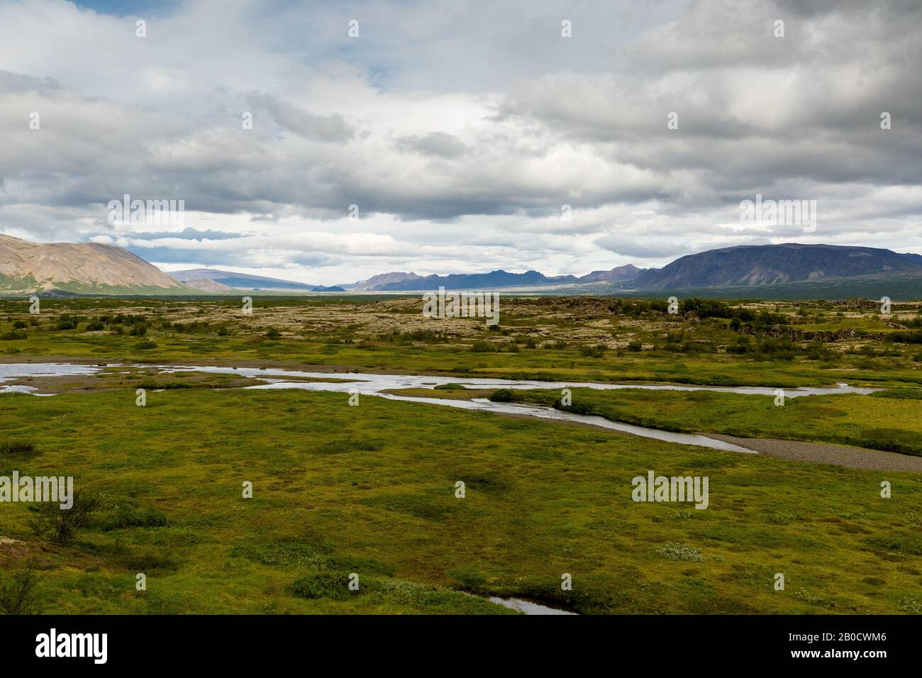 Thingvellir, Island - die Kluft zwischen den Europäischen und Nordamerikanischen Kontinentalplatte. Tektonische Platten konvergieren in Island Stockfoto