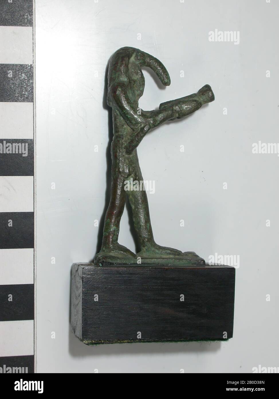 Thot, stehend, Wasser gießen, Bronze, gott, Bronze, 6 cm, Spätzeit, Ägypten Stockfoto