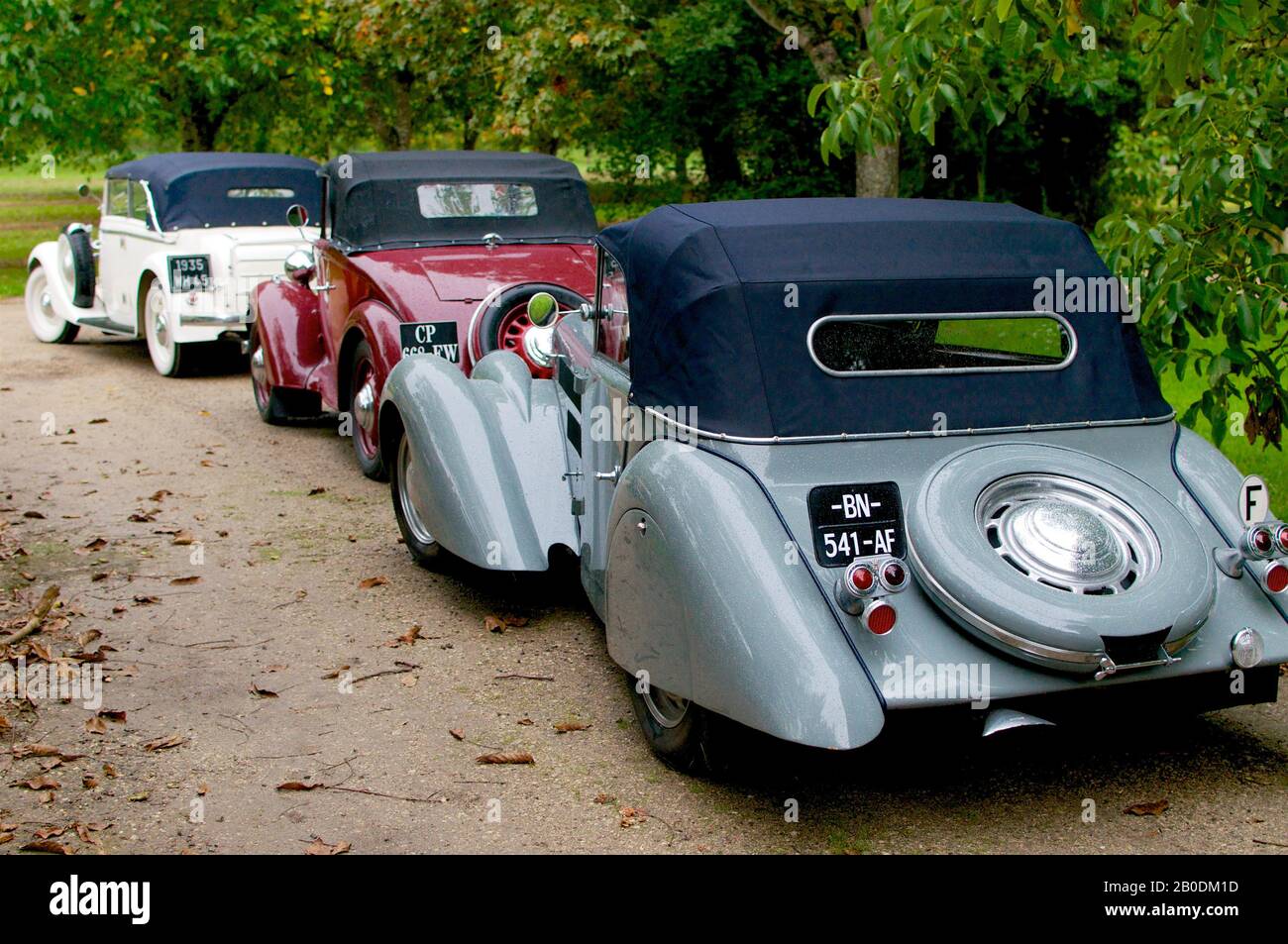 Oldtimer während der Veranstaltung "Balade Perigord & Lot" am 3./4. Oktober 2015 im Süden Frankreichs. Stockfoto