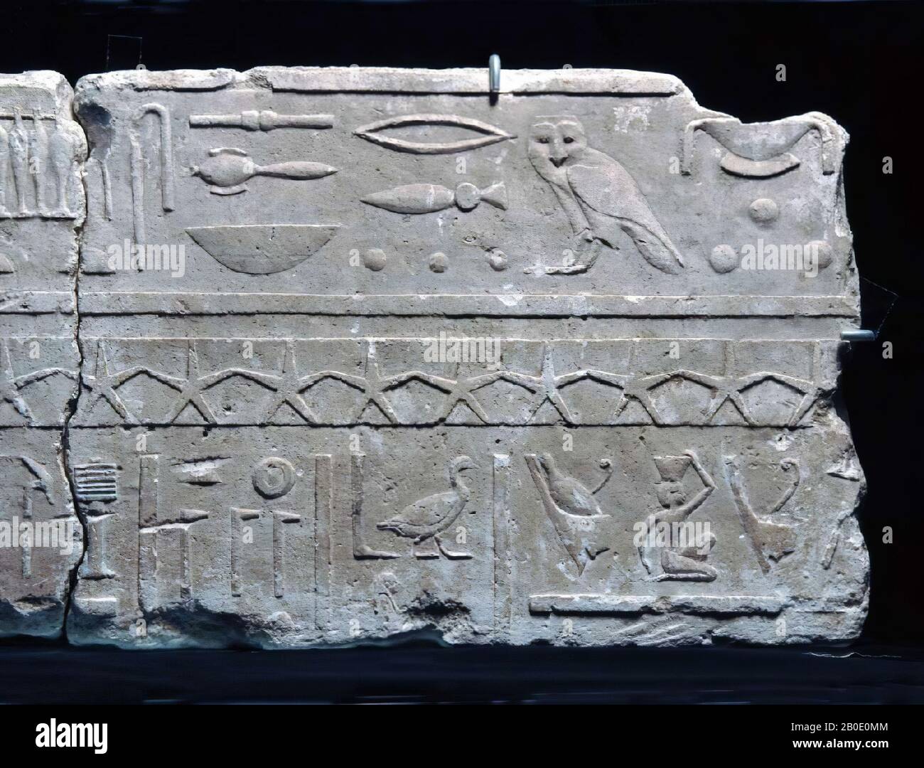 Ägypten, Linderung, Kalksteine, 38,8 x 52,5 x 5 cm, 15 1, 4 x 20 11, 16 x 1 15, 16 in, Griechisch-römische Zeit, Pptolemäeralter, Ägypten Stockfoto