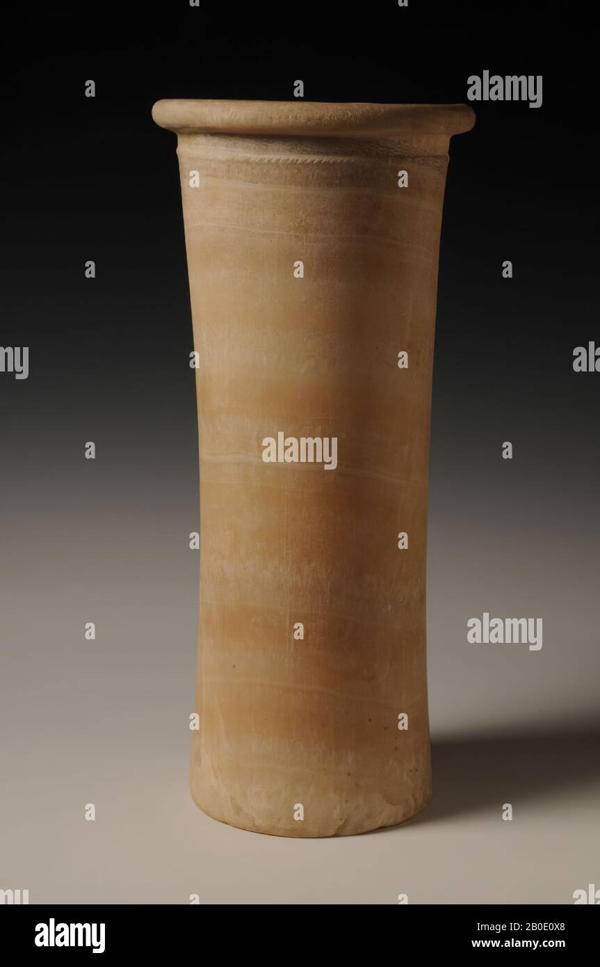 Ägypten, Zylindervase, Alabaster, 44,5 x 19,5 cm, Archaische Zeit, Dynastie 1, ca., 3000-2800 v. Chr., Ägypten Stockfoto