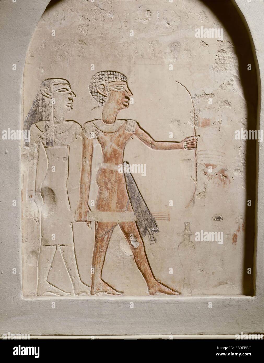 Anonym, Rundbogen, Bogenschütze, Stele, Kalkstein, 38 x 27,5 cm, ca. 25 kg, Erste Zwischenperiode 2150-2040 v. Chr., Ägypten Stockfoto