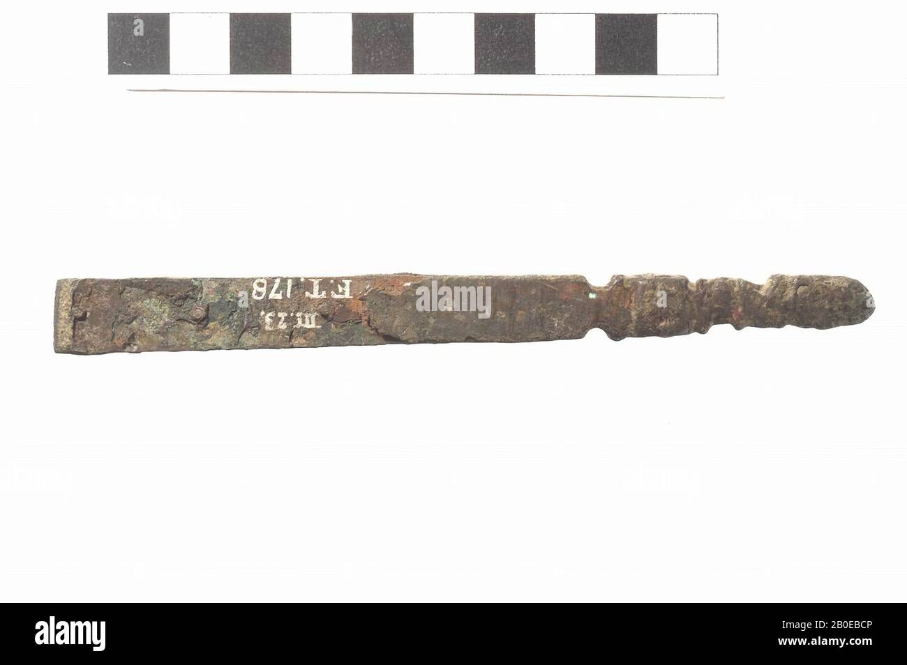 Unsicheres Bronze-Instrument., Objekt, Metall, Bronze, 13,5 x 12 cm, roman 1-300, Niederlande, Friesland, Menameradiel, Deinum, Terp Stockfoto