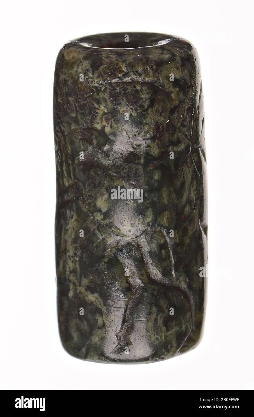 Eine Steinzylinderdichtung mit zwei kämpfenden Tieren, Siegel, Stein, H 2,1 cm, D 1 cm, Iran Stockfoto