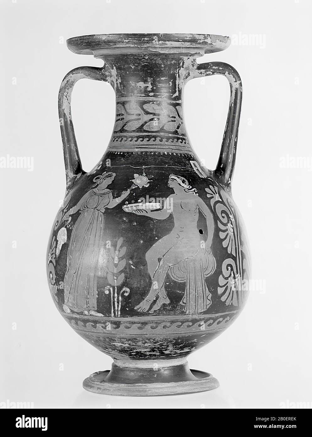 Pelike mit einer frau Fotos und Bildmaterial in hoher Auflösung Alamy