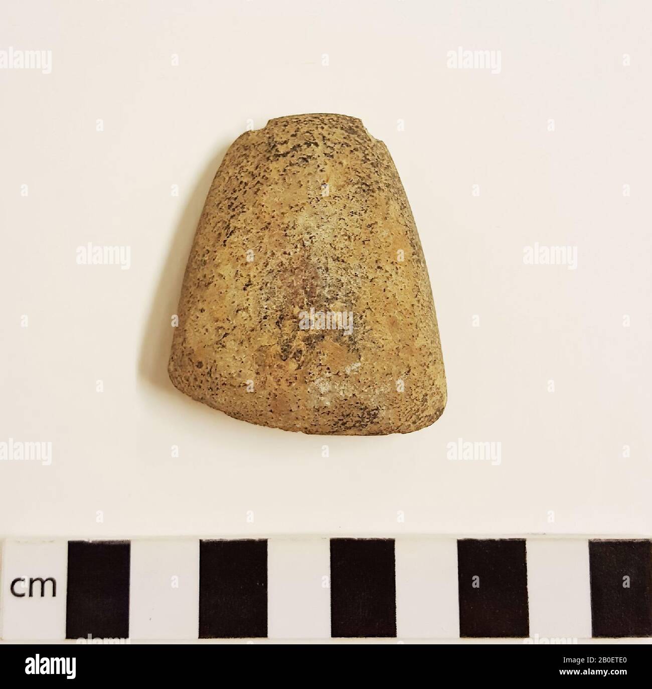 Zugpendel, Stein, 5 x 4 x 1,2 cm, Vorgeschichte, Niederlande, Limburg-Stein, Elsloo Stockfoto