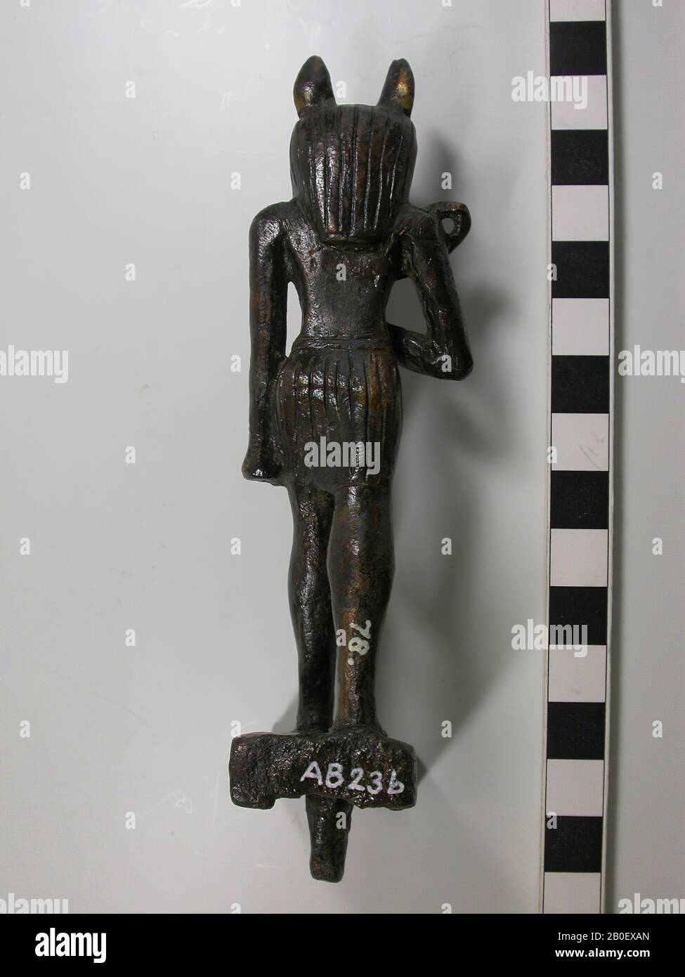 Anubis, stehend, Bronze, gott, Bronze, 12,4 cm (4 7 Stockfoto