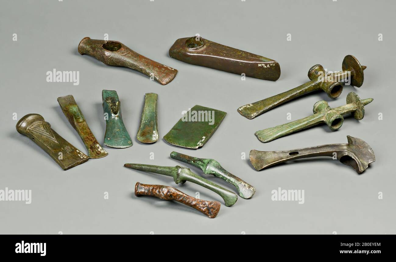 Axe, Metall, Bronze, 12,7 x 4,9 x 3,5 cm, Vorgeschichte, Ungarn, unbekannt, unbekannt, Greifswald Stockfoto
