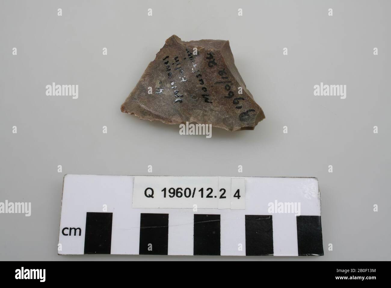 Feuersteinwerkzeug., Werkzeug, Stein, Feuerstein, 5,7 x 5,3 x 1,9 cm, Vorgeschichte, Belgien, unbekannt, unbekannt, Spiennen Stockfoto