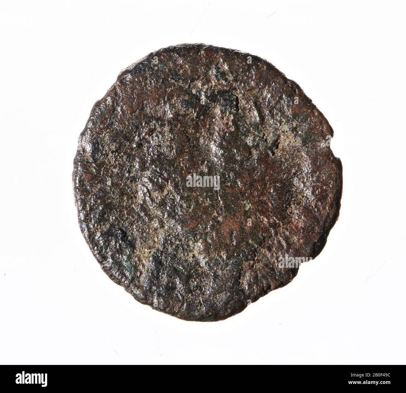 VZ: Pleite, Nr. r., Kz: Zwei Soldaten und Feldzeichen, Münze, Follis, Söhne von Constantinus I., Metall, Kupfer, Diam. 14 mm, WT. 1,42 gr, roman 335 (na), Niederlande, Nordbrabant, Cuijk, Cuijk und Sint Agatha Stockfoto