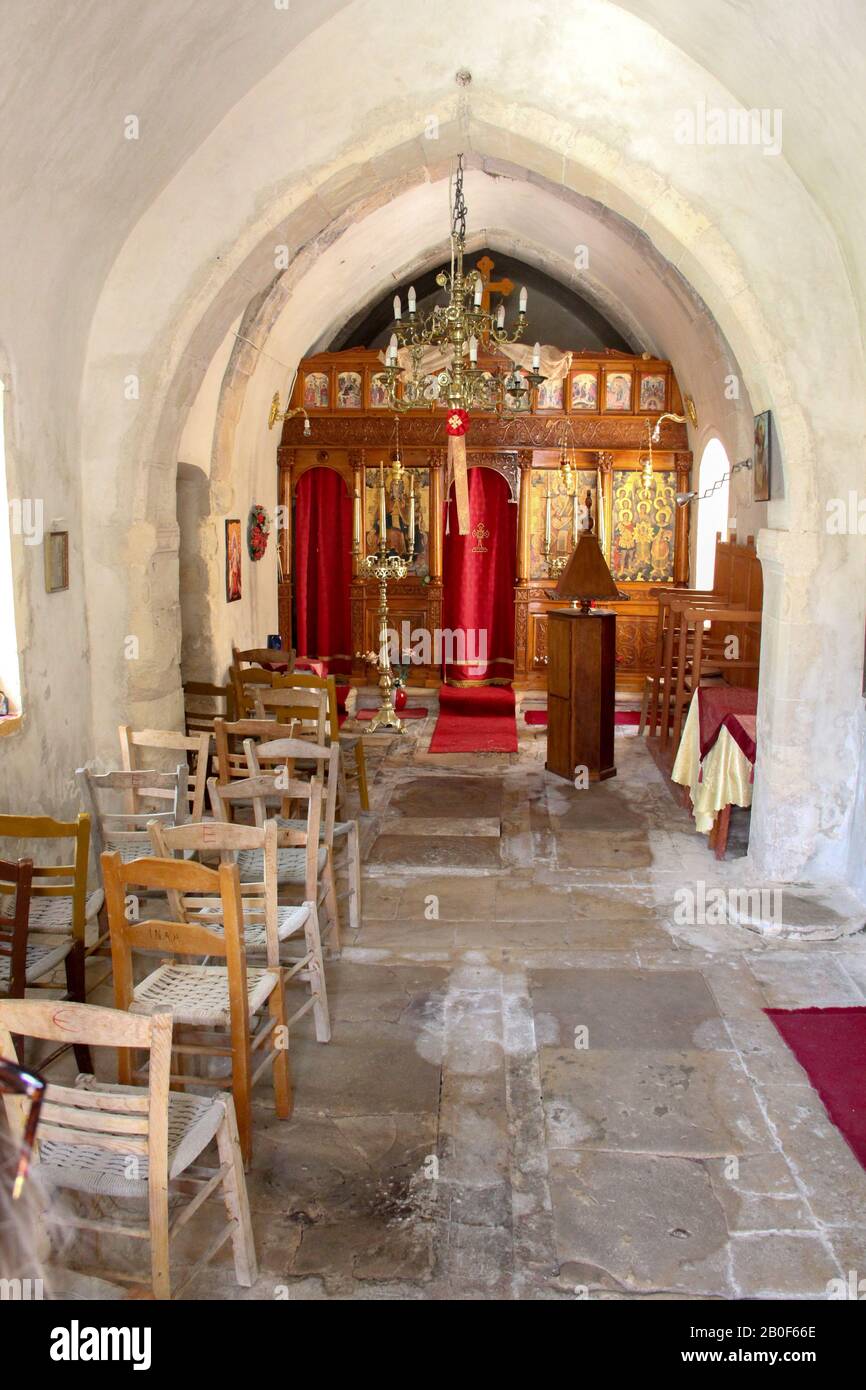 Innenansicht der Kirche von Agios Ioannis Prodromos im Dorf Margarites, Crete, Griechenland Stockfoto