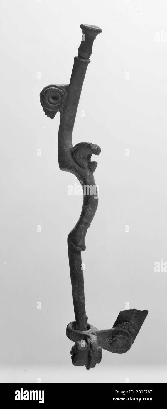 Bronzener Sockel eines Miniaturstativs, wahrscheinlich zu NS 290 gehörend, Sockel, Stativ, Metall, Bronze, 9,5 cm, Roman 1-300, Holland, Gelderland, Nijmegen, Nijmegen, Waal Stockfoto
