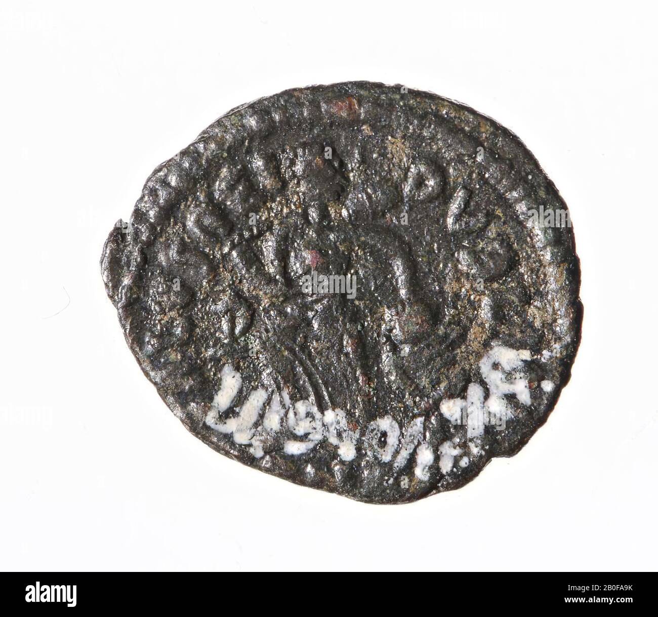 Die niederländische Römerzeit, Coin, AES-IV, Theodosius I, Metall, Kupfer, Diam., 12x14 mm, WT., 1,05 gr, roman 388-394, Niederlande Stockfoto