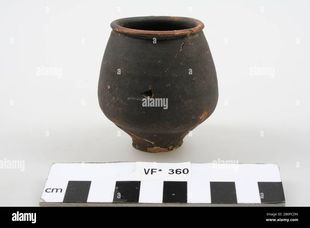 Niederländische Römerzeit, Becher, Steingut, h, 7,3 cm, Diam, 9,5 cm, roman, Niederlande, Utrechter, Bunnik, Vechten Stockfoto