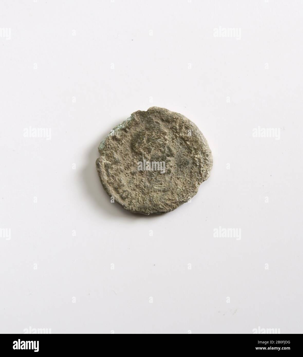 Römische Münze von Gratianus (378 - 383 n. Chr.), Münze, Metall, vmea 400-500 n. Chr., Niederlande, Limburger, Gennep, Gennep Stockfoto