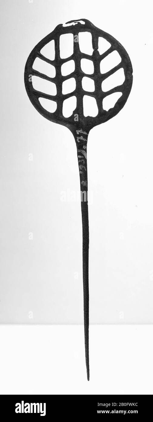 Bronze-Nadel mit Radknopf, Stift, Metall, Vorgeschichte -1700 Stockfoto