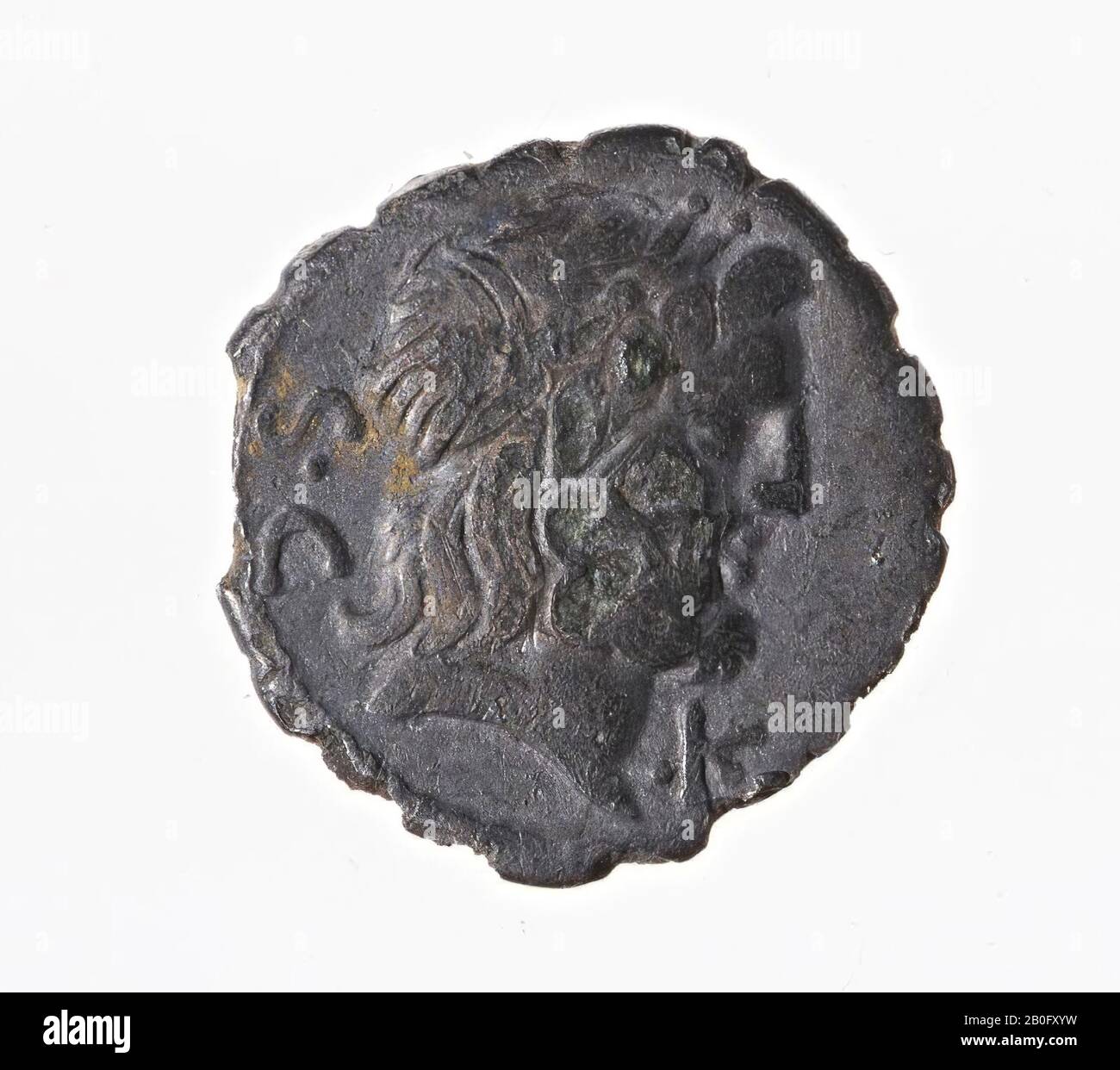 VZ: Laureatenkopf Jupiter r., Vor dem Häkchen · K, S · C hinten, Kz: Victoria in Vierhand, Q · ANTO · BALB, in abgeschnitten PR, Coin, denarius, Q. Antonius-Balbus, Metall, Silber, Diam. 17 mm, WT. 2,56 gr, Roman BC 83-82, unbekannt, unbekannt, unbekannt, unbekannt Stockfoto