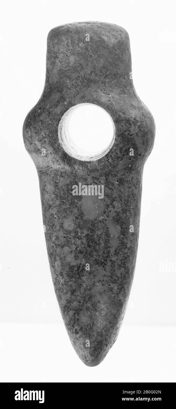 Kleiner Steinhammer in gebogener Form, mit Stammloch, Hammer, Stein, Länge: 10,6 cm, Vorgeschichte -2900 Stockfoto