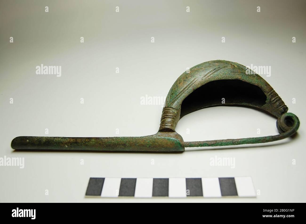 Stift, Metall, Bronze, 20,7 x 8,0 x 4,2 cm, Ungarn, unbekannt, unbekannt, unbekannt Stockfoto