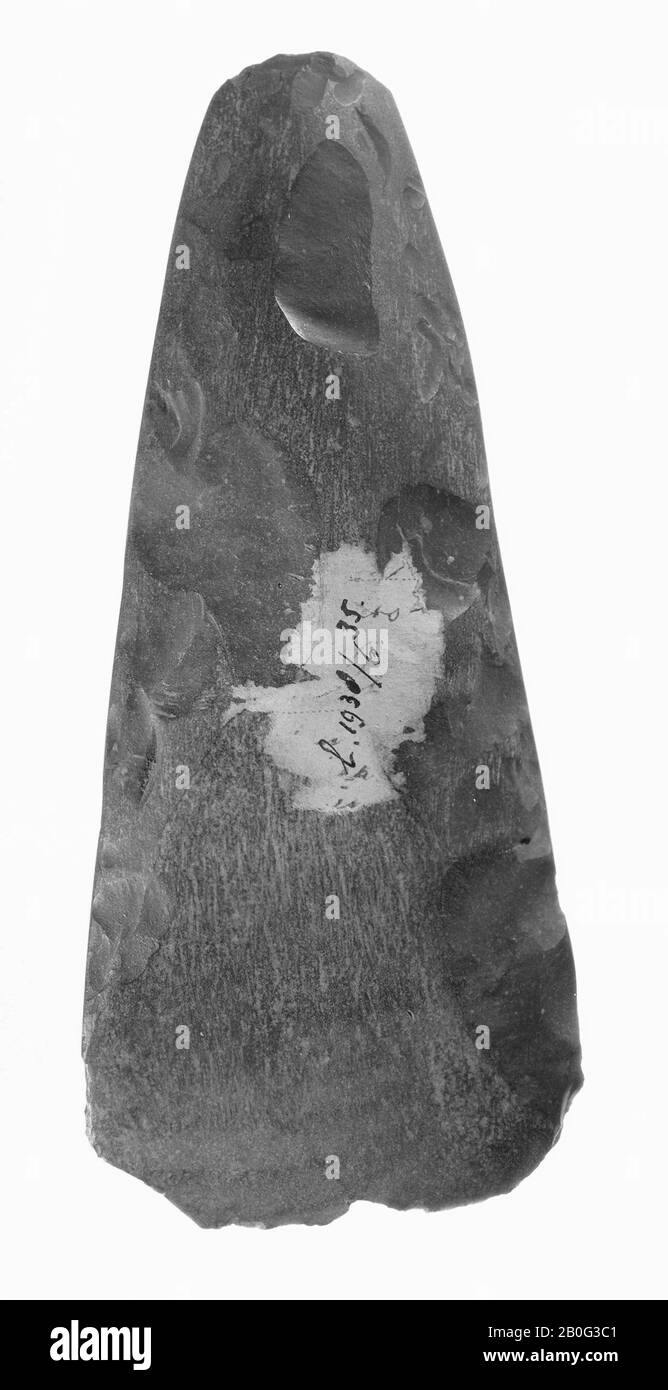 Feuersteinmeißel, Axt, Stein, Feuerstein, Länge: 13,1 cm, prähistorische -4000 Stockfoto
