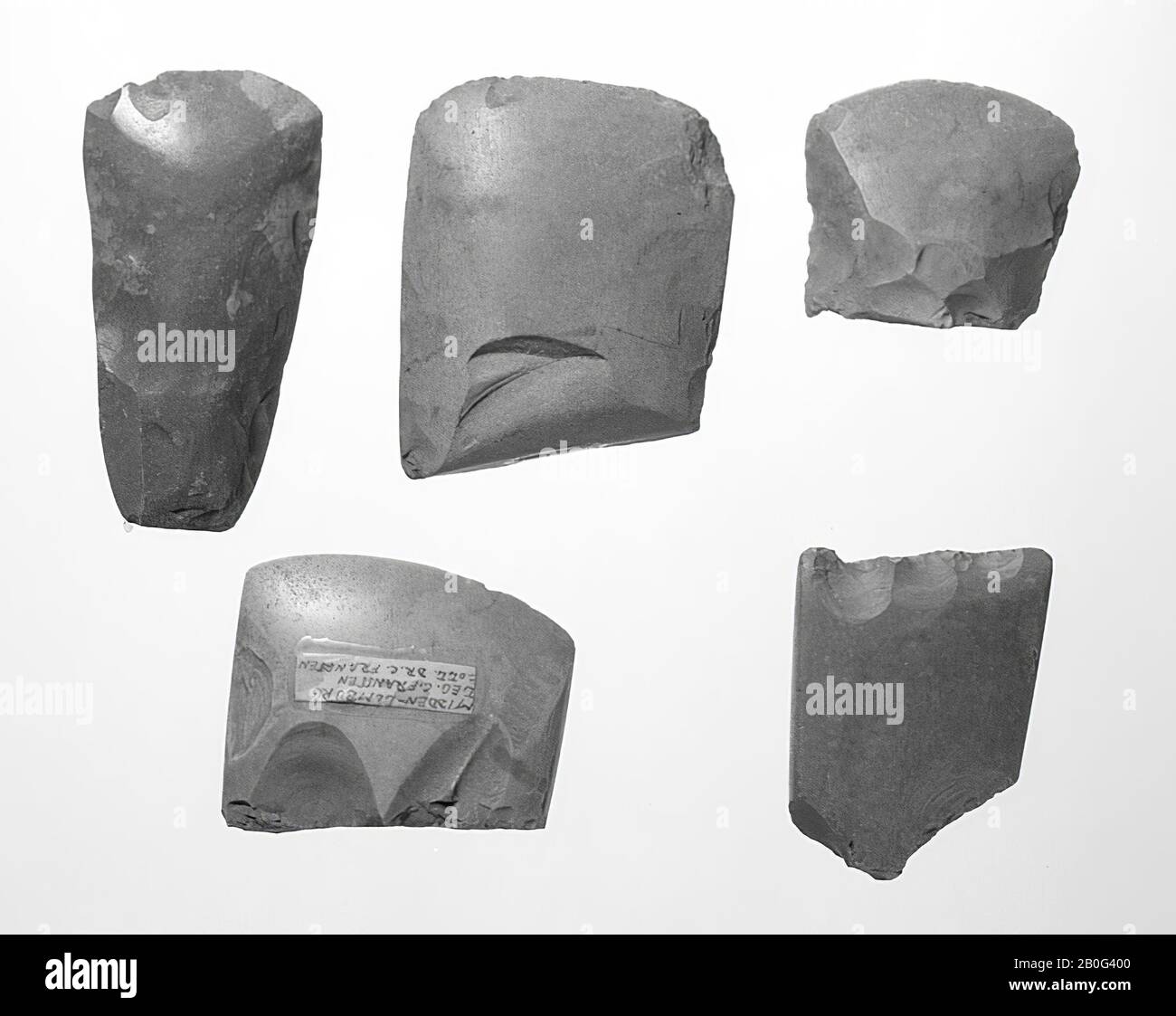 AX-Fragment, Feuerstein, Axt, Stein, Feuerstein, 4,7 x 5,3 cm, prähistorische -4000 Stockfoto