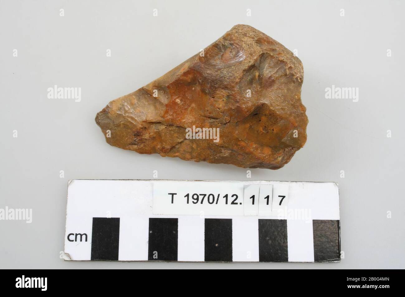 Feuersteinwerkzeug, Werkzeug, Stein, Feuerstein, 7,5 x 4,9 x 3,5 cm, prähistorisch, England, unbekannt, unbekannt, Swanscombe Stockfoto