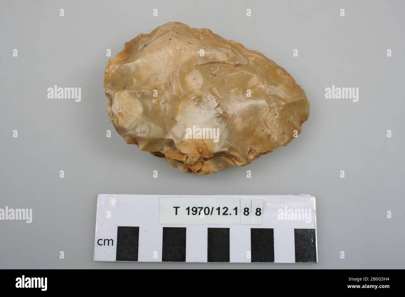 Altes Europa, Werkzeug, Stein, Feuerstein, 9,6 x 7,3 x 2,5 cm, Vorgeschichte, England, Swanscombe Stockfoto