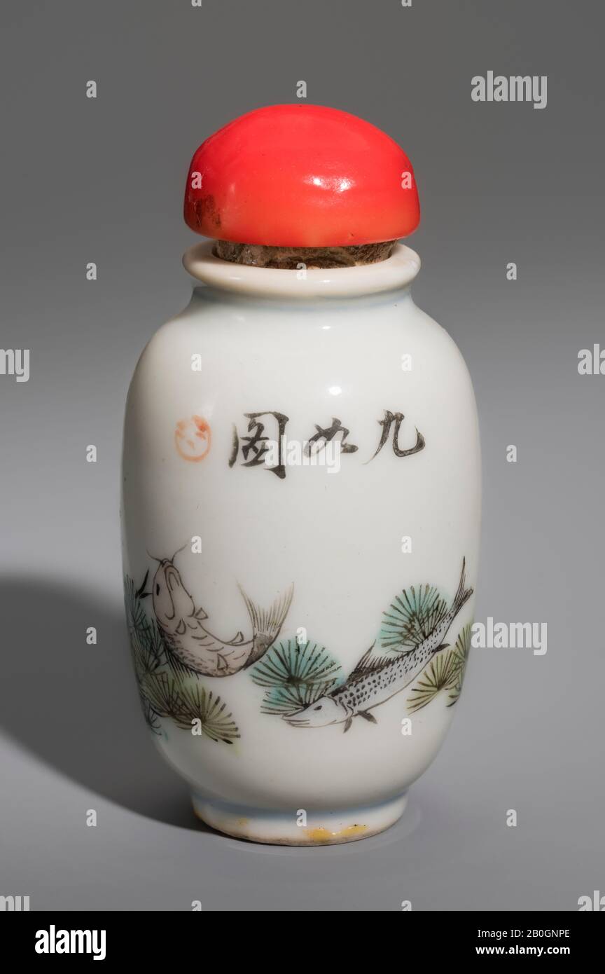 Chinesisch, Schnupftabakflasche, Porzellan, Höhe: 2 1/2 Zoll (6,4 cm Stockfoto