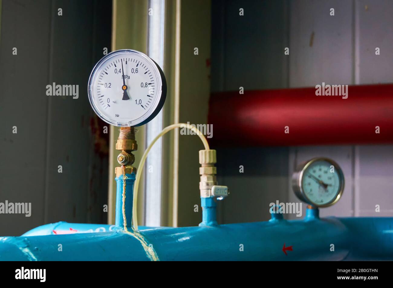 Das Manometer, das den Druck des Wasserrohrs anzeigt. Stockfoto Das Manometer, das den Druck des Wasserrohrs anzeigt. Stockfoto
