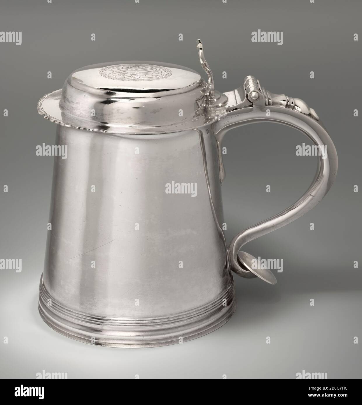 Elias Pelletreau, amerikanisch, 1726-1810, Tankard, c 770, Silber, Höhe: 7 Zoll (17,8 cm Stockfoto