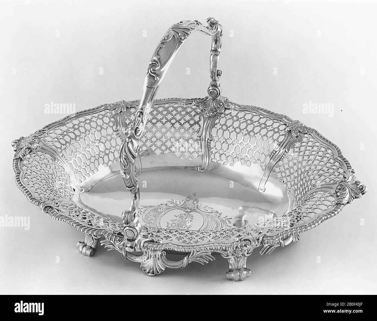 John Parker I, Britisch, aktiv 170-1776, Basket, 1766/67, Silber, 9 5/8 x 16 1/2 x 12 1/8 Zoll. (24,4 x 41,9 x 30,8 cm Stockfoto