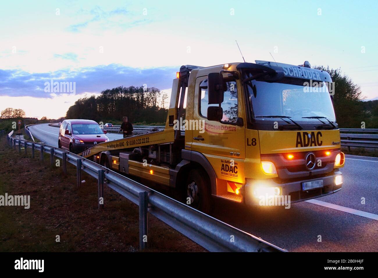 Adac Lkw Stockfotos Und Bilder Kaufen Alamy