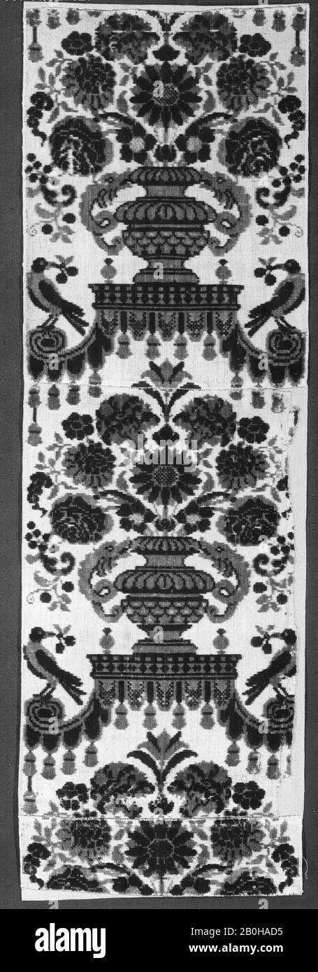 Stück, Flämisch, Ende des 17. Jahrhunderts, Flämisch, Wolle und Leinen, Gesamt: 82 x 21 1/4 Zoll (208,3 x 54 cm), Plexi Rahmen: 71 x 23 1/2 x 21 1/8 Zoll (180,3 x 59,7 x 53,7 cm), Textiles-Velvets Stockfoto