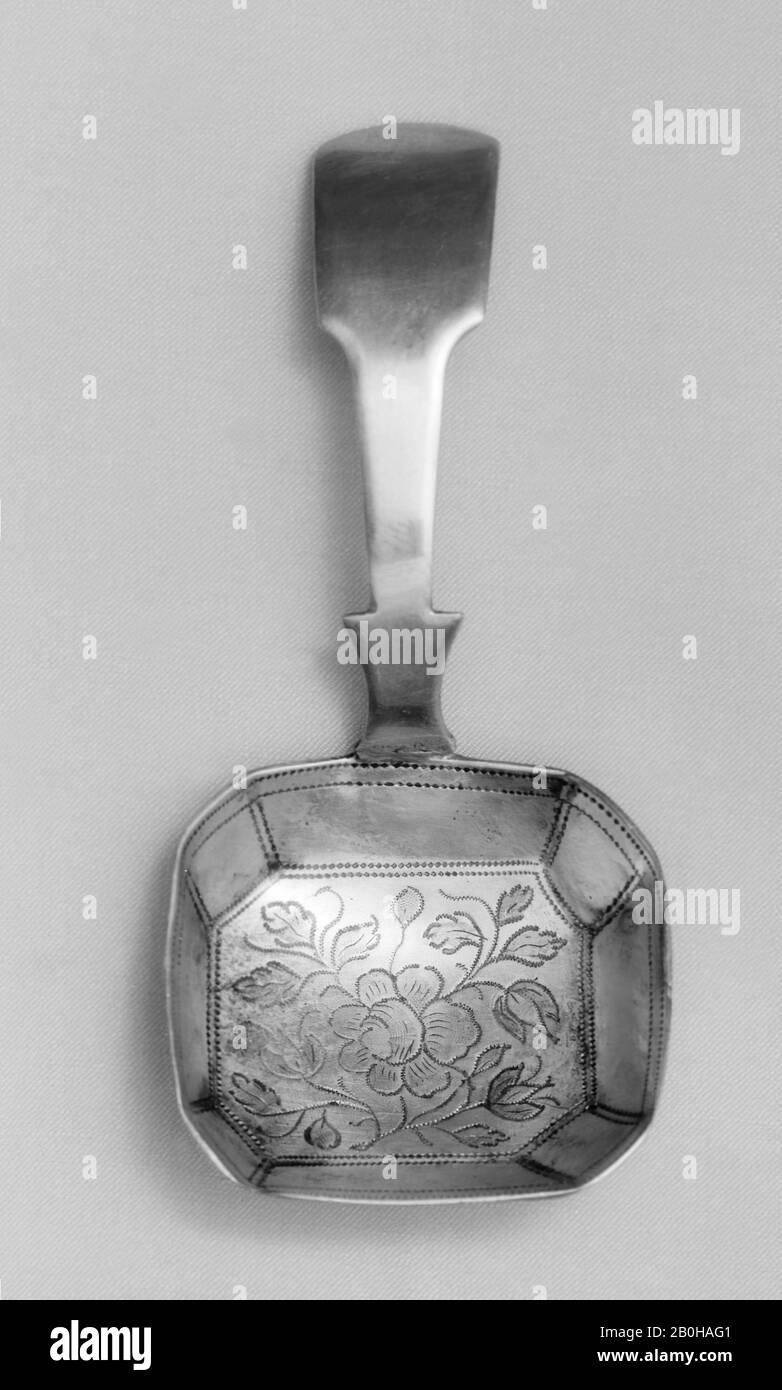 Caddy Spoon, Britisch, London, 18-18, Britisch, London, Silber, Länge: 3 1/4 Zoll (8,3 cm), Metalwork-Silber Stockfoto