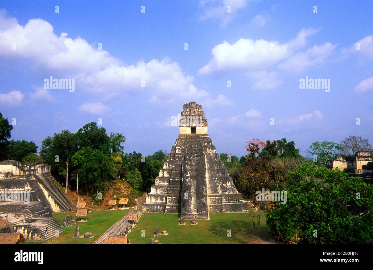 GUATEMALA, TIKAL, TEMPEL DES RIESIGEN JAGUAR (TEMPEL I), GREAT PLAZA Stockfoto