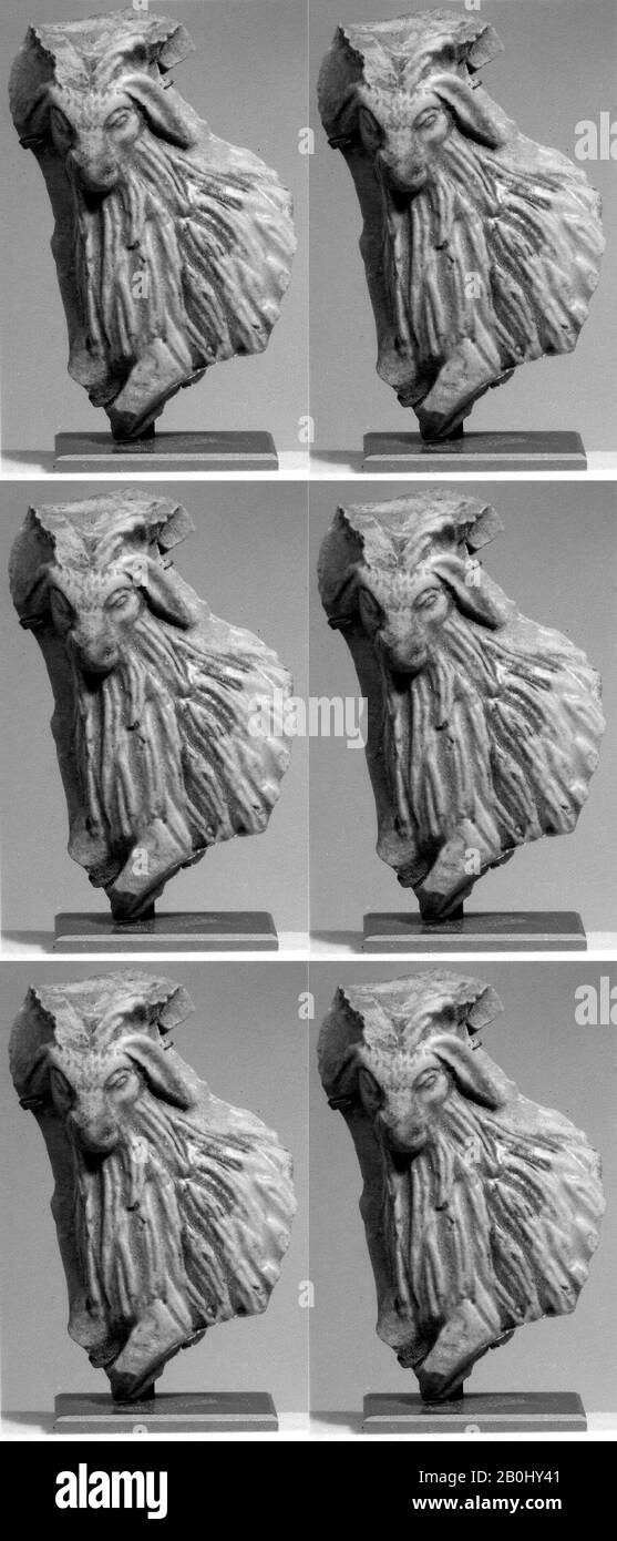 Krug, Ziegenreliefz, Pptolemäische Zeit, Datum 2. Jahrhundert v. Chr. oder später, Aus Ägypten, Faience Stockfoto