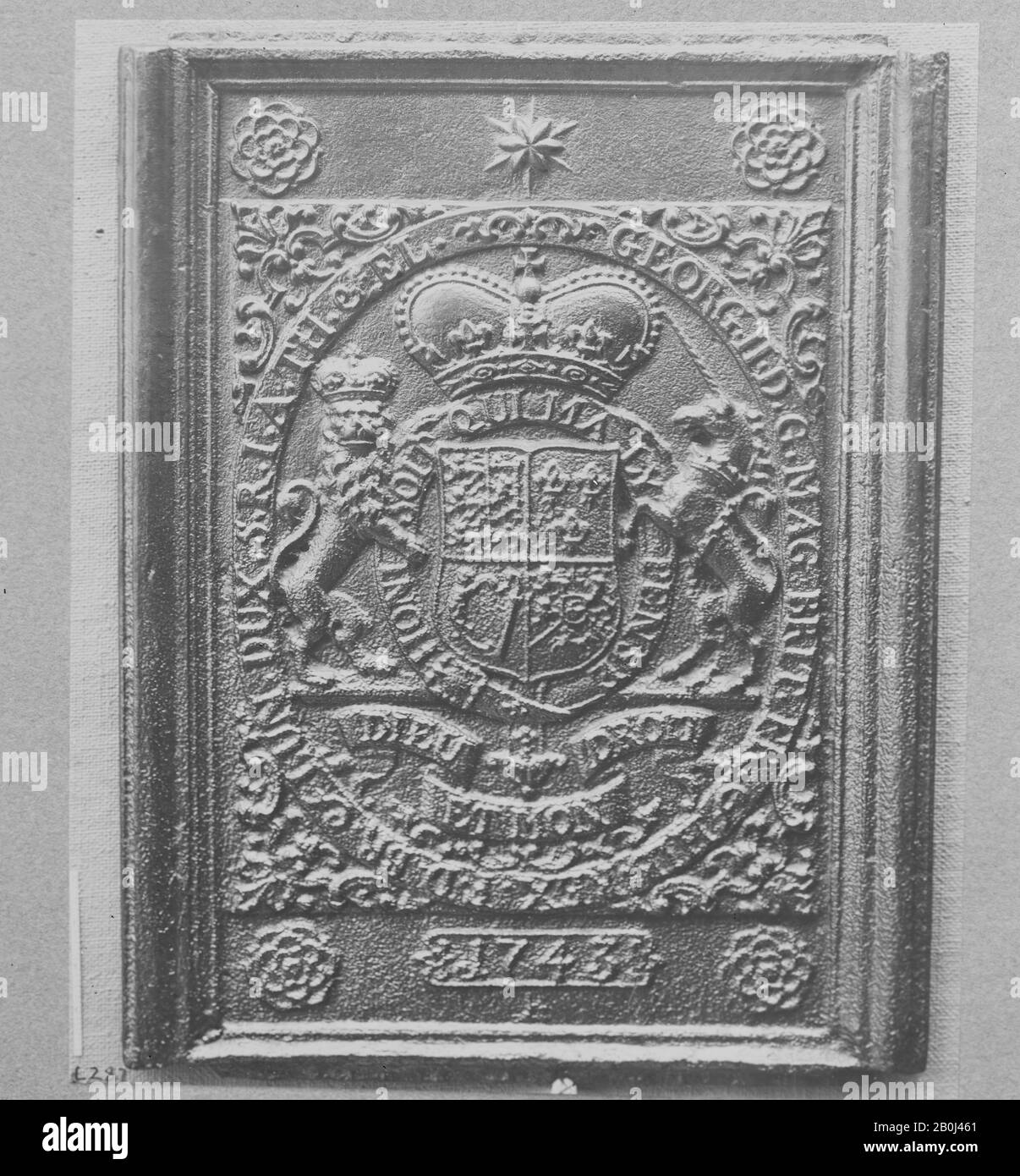 Kochplatte, Deutsch, 1743, Deutsch, Gusseisen, 23 1/2 × 18 Zoll (59,7 × 45,7 cm), Metallwork-Eisen Stockfoto