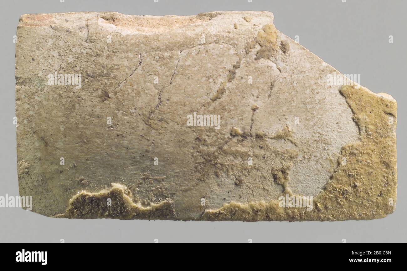 Plaque, Old Assyrian Trading Colony, Middle Bronze Age Assyrer Trading Colony, Date Ca. Jahrhundert v. Chr., Anatolien, wahrscheinlich aus Acemhöyük, Alte Assyrische Handelskolonie, Elfenbein, 0,68 x 1,25 Zoll. (1,73 x 3,18 cm), Elfenbein/Bone-Reliefs Stockfoto