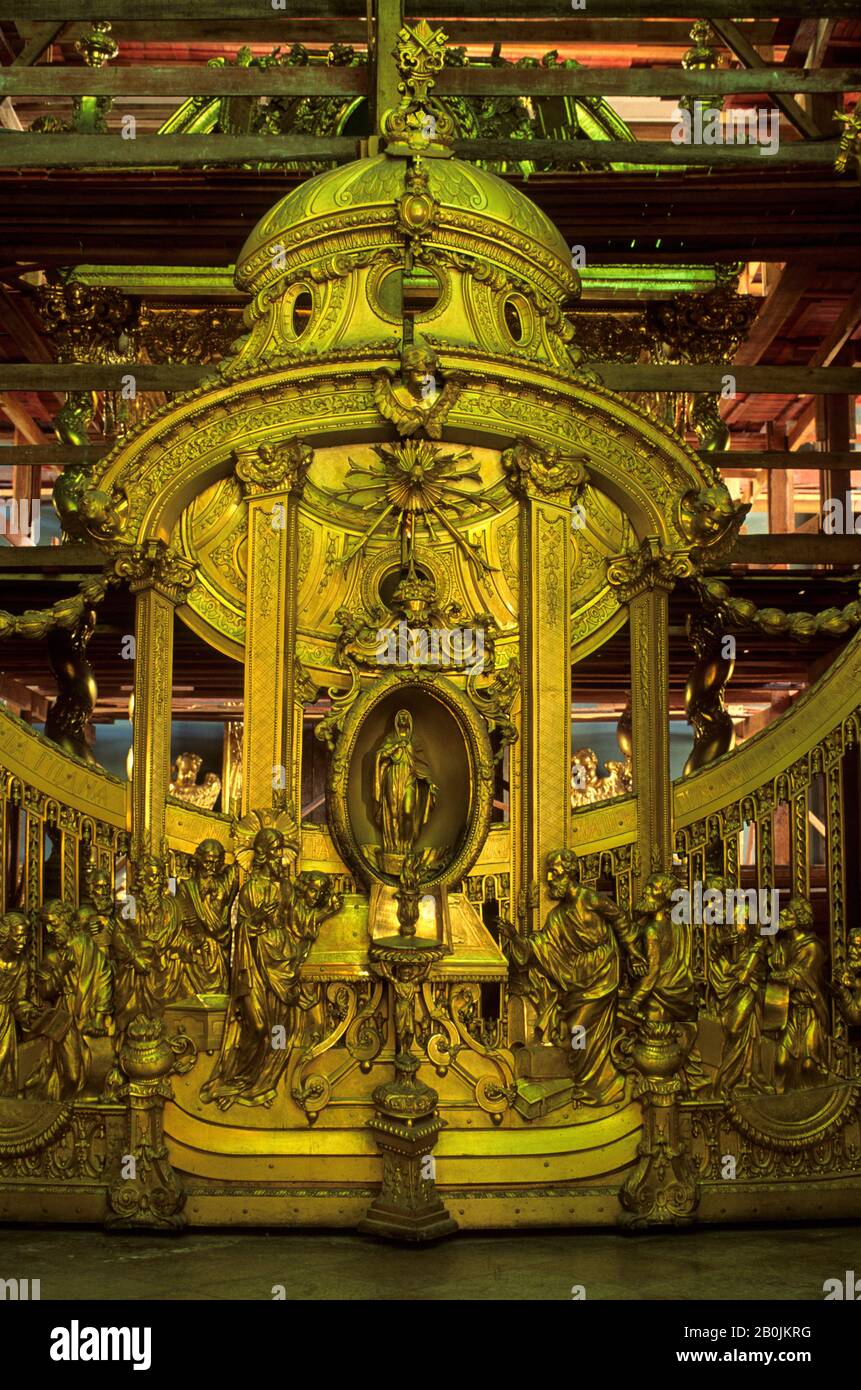 RUSSLAND, ST. PETERSBURGER, PETER-UND-PAUL-FESTUNG, INNENEINRICHTUNG DER KATHEDRALE Stockfoto